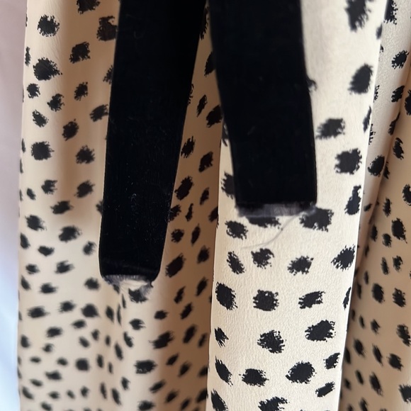 Halogen bell sleeve top. Bow and ribbon detail at elbow. - Picture 3 of 5